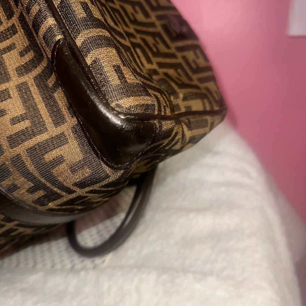 Fendi - Picture 6 of 16
